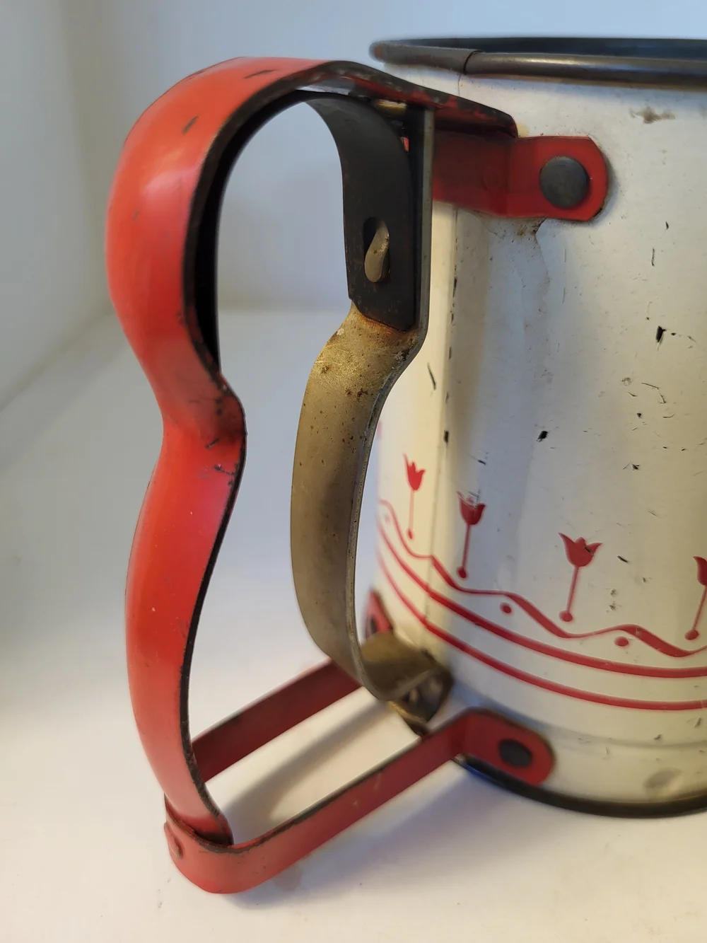 1950s Androck Hand-i-Sift Jr. Flour Sifter Red Tulip